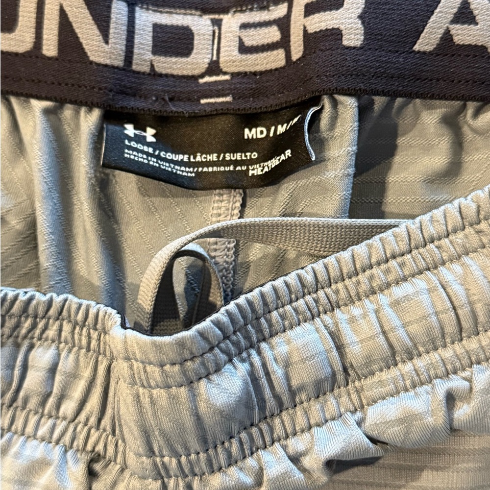 Under Armour Men's Gray Basketball Shorts - Picture 3 of 3